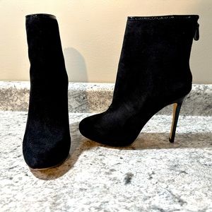 Ann Taylor black suede booties size 6 1/2